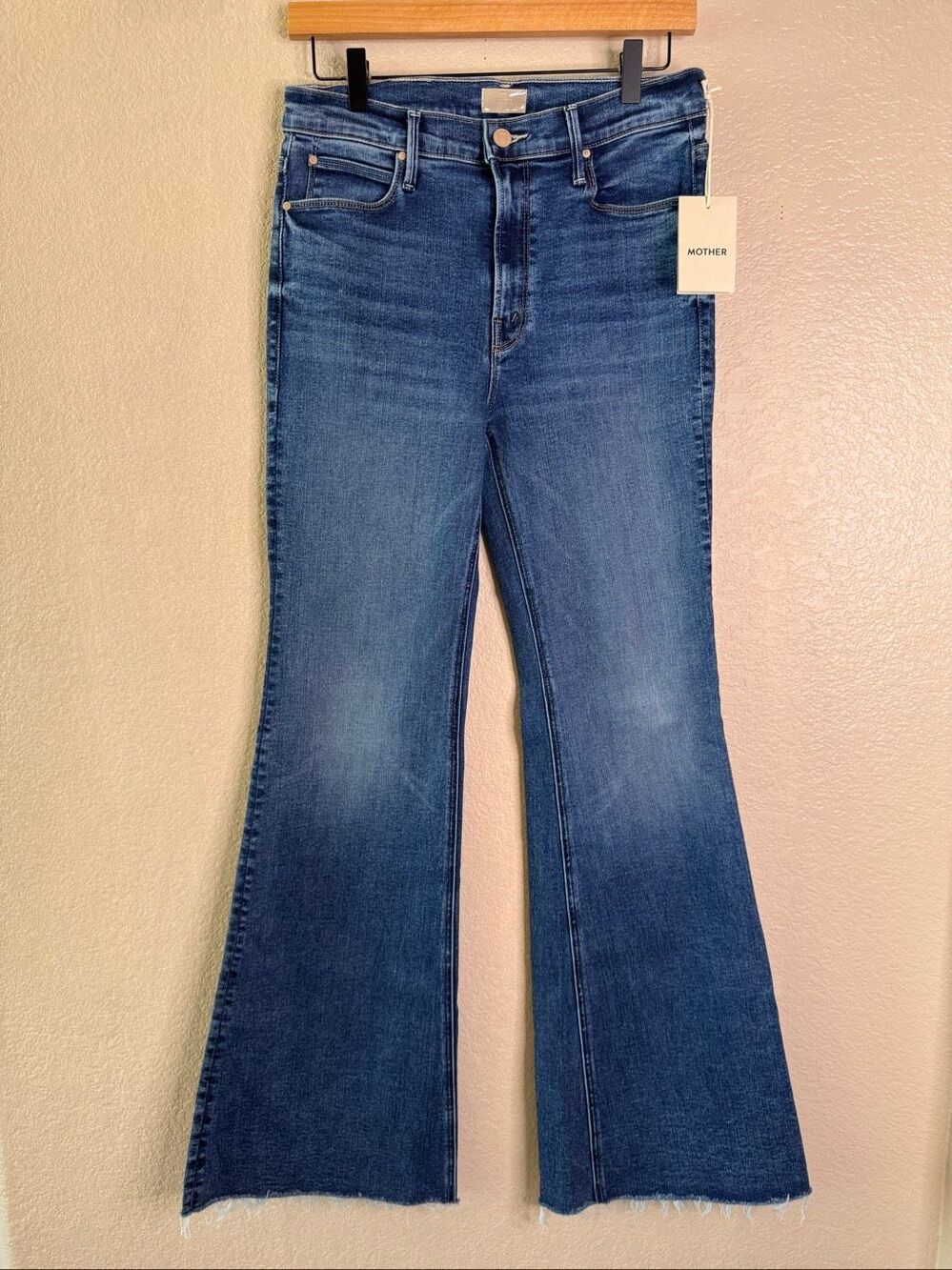 MOTHER The Doozy Sneak Fray Flare Jeans Size 30 Lets Split Medium Blue Wash NEW
